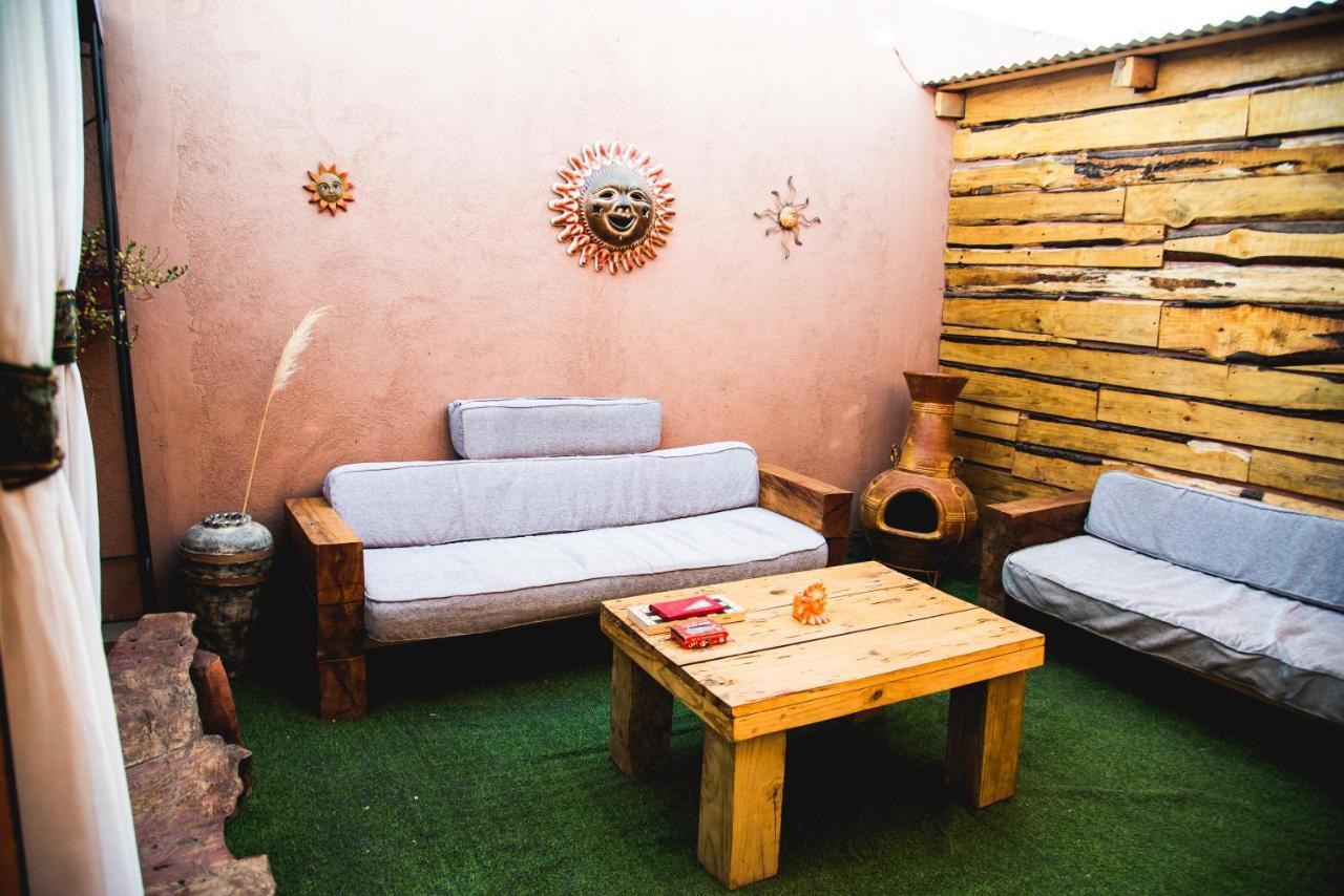 Hostal Tulvak Atacama サン・ペドロ・デ・アタカマ エクステリア 写真